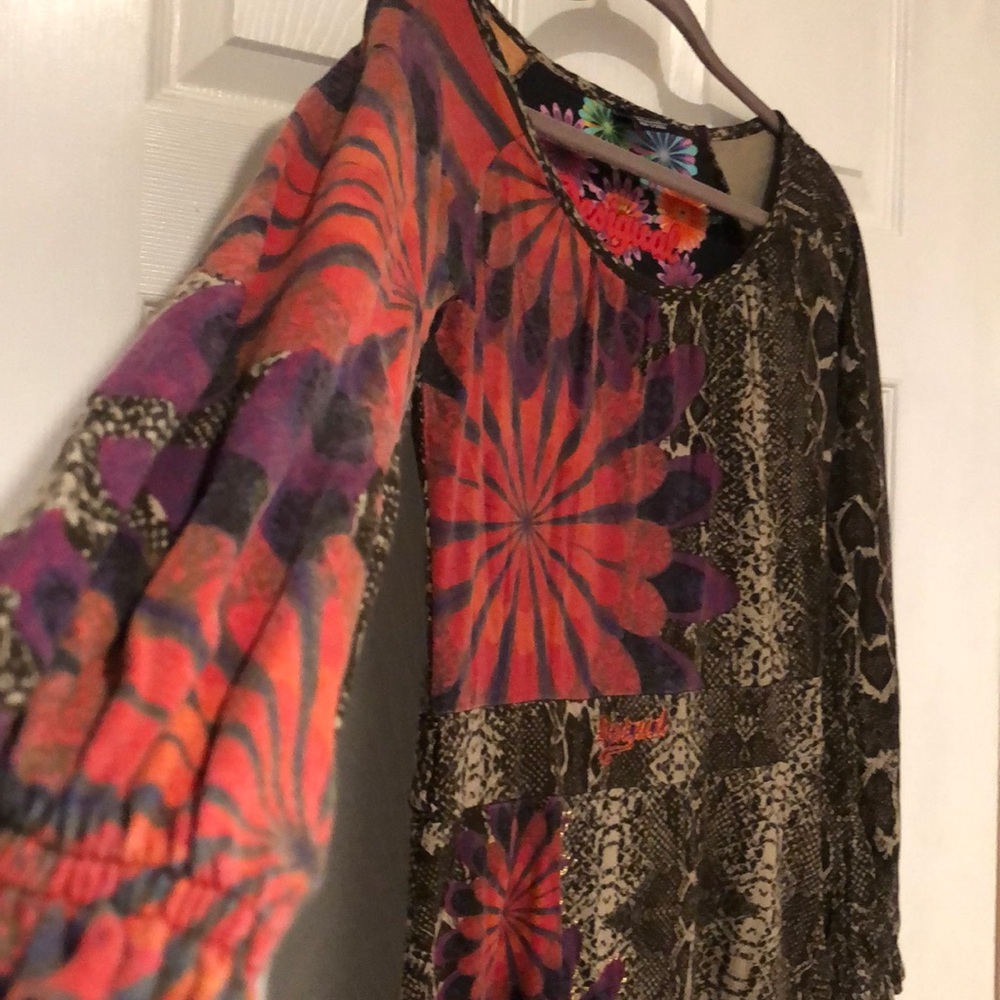 Desigual - Picture 3 of 8